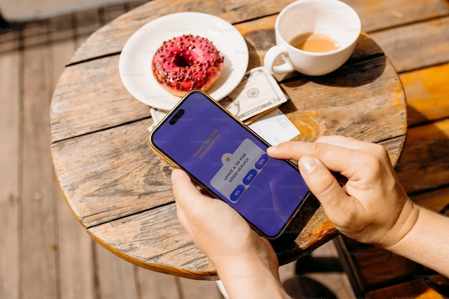 Different types of SMS marketing used to build customer loyalty